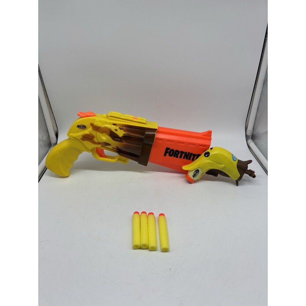 NERF Fortnite Peely Pack Toy Gun Set Banana W/ 4 Darts